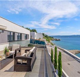 5 bedroom beachfront villa with heated pool near Omis, sleeps 9